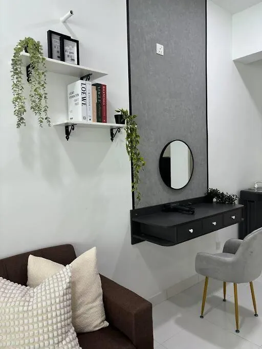 Mount Austin #Akademik Suite Premium Style 1-2Pax Johor Bahru 0*,  Ma­lay­sia